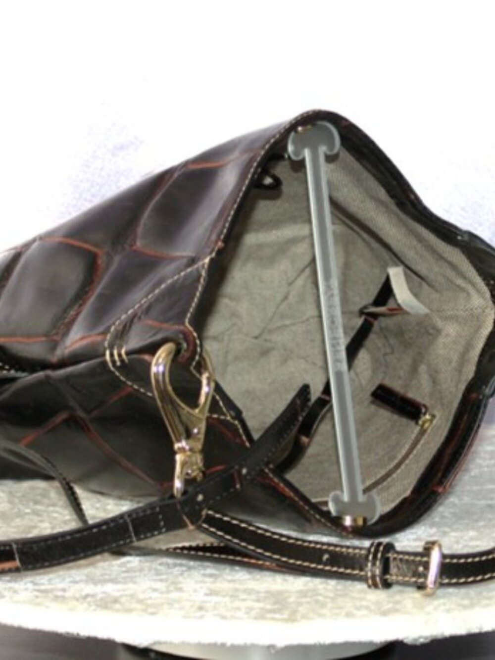 Dooney & Bourke Black Croc Embossed Leather Hobo Shoulder Bag Crossbody - Picture 6 of 11